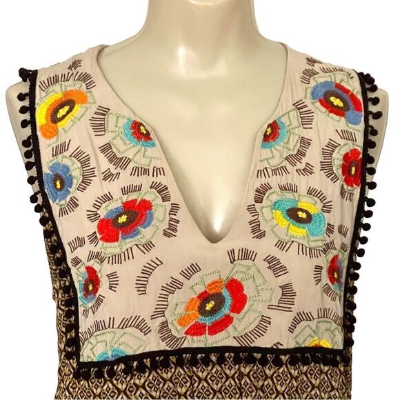 Ivy Jane Embroidered Notched Bib Pom Pom Trim Patterned Swing Sleeveless Top - Picture 11 of 16